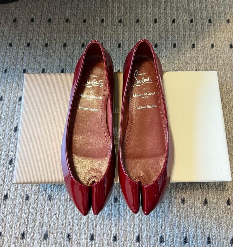 크리스찬 루부탱 x 메종마르지엘라 타비 발레리나 플랫 슈즈