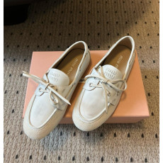 미우미우 블리치드 캔버스 가죽 로퍼