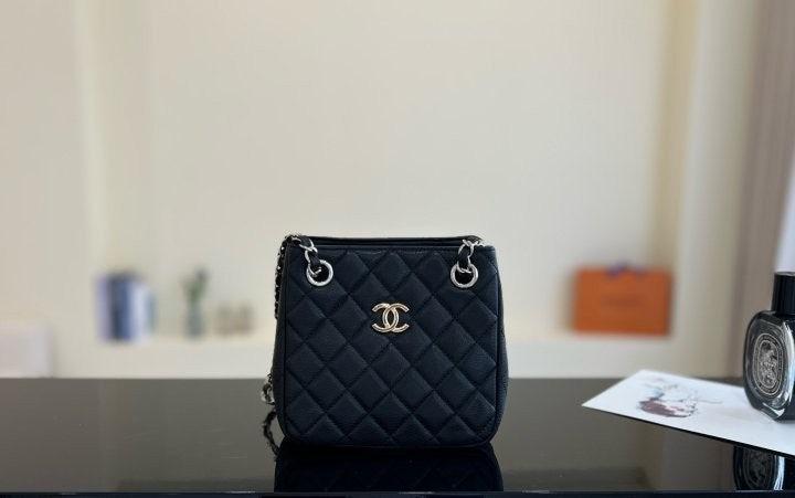 ✨타임세일✨ 샤넬 클래식 캐비어 미니 버킷백 금장 AS3176