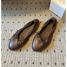 더로우 가죽 발레리나 플랫슈즈