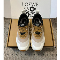 로에베 x 온러닝 클라우드틸트 스니커즈