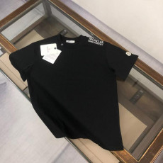 몽클레어 반팔 티셔츠 3컬러