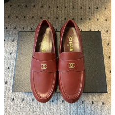 샤넬 25SS CC 로고 클래식 로퍼