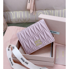 미우미우 5MV204 마테라쎄 반지갑