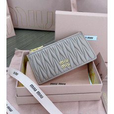 미우미우 5MB006 마테라쎄 카드지갑