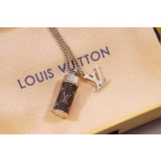 루이비통 원통 목걸이