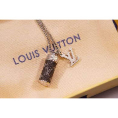 루이비통 원통 목걸이