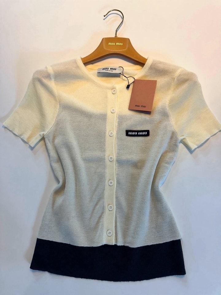 미우미우 배색 가디건 (국내배송)