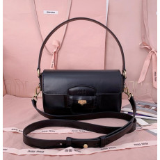 미우미우 5BD270 페니 레더 숄더백