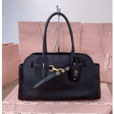 미우미우 5BG310 아방뛰르 숄더백