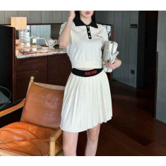 미우미우 카라 치마 세트 2컬러 (국내배송)