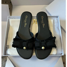 디올 아디올러블 뮬 슬리퍼