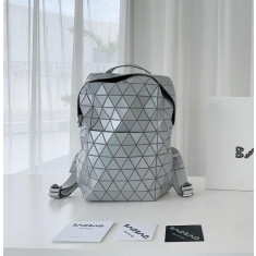 바오바오 이세이 미야케 백팩