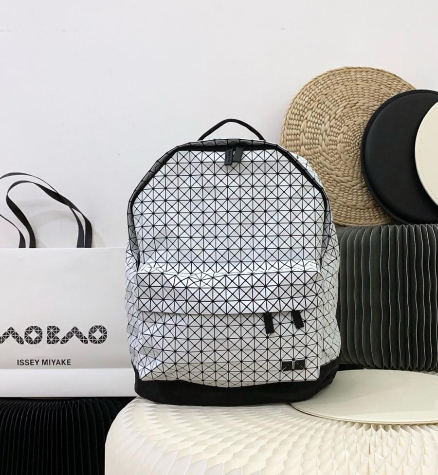 바오바오 이세이 미야케 원포켓 백팩
