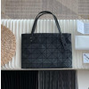 바오바오 25SS 이세이 미야케 락 매트 토트백(무광블랙) 25cm 40cm