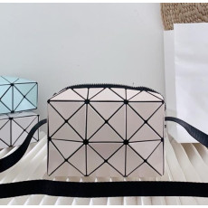 바오바오 큐보이드 미니 크로스백 17cm