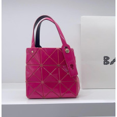 바오바오 루센트 박시 토트백 17cm 23cm
