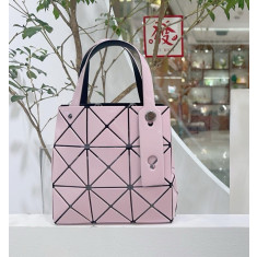 바오바오 루센트 박시 토트백 17cm 23cm