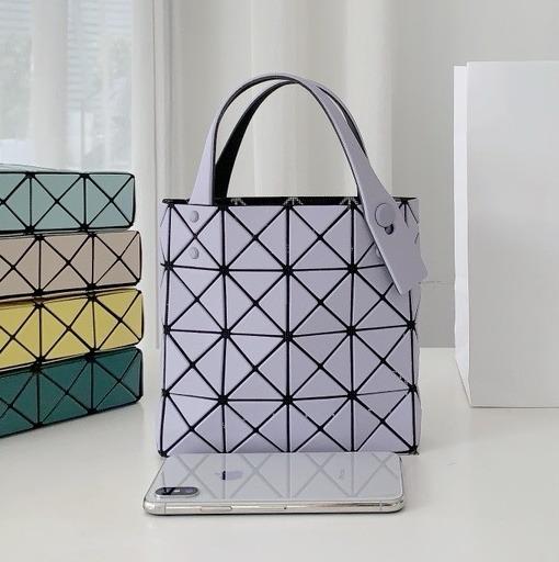 바오바오 이세이 미야케 루센트 박시 미니 토트백 16cm