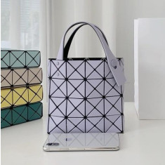 바오바오 이세이 미야케 루센트 박시 미니 토트백 16cm