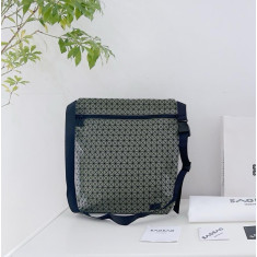 바오바오 맨즈 카이토 크로스바디백 38.5cm