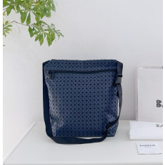 바오바오 맨즈 카이토 크로스바디백 38.5cm