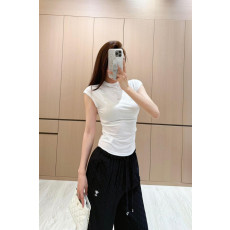 샤넬 25ss 반팔티셔츠 2컬러