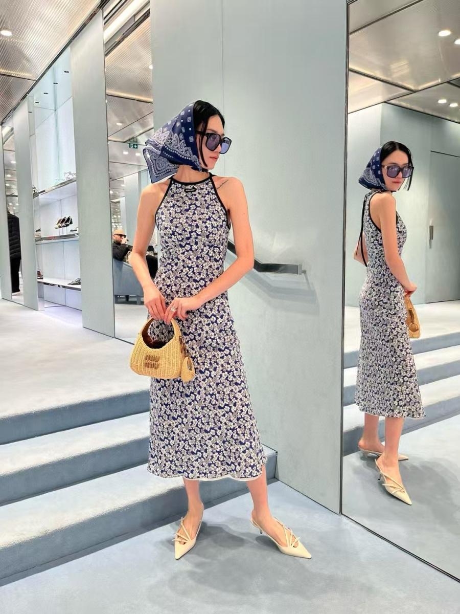 미우미우 25ss 미우로고 원피스