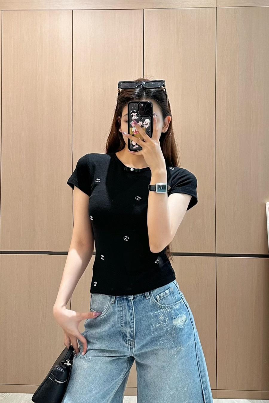 샤넬 25ss 로고 반팔티셔츠 2컬러