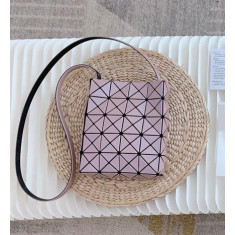 바오바오 루센트 박시 미니 크로스 19.5cm