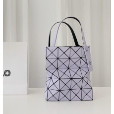 바오바오 이세이 미야케 루센트 박시 토트백 28cm