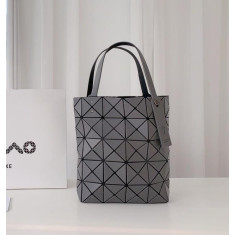 바오바오 이세이 미야케 루센트 박시 토트백 28cm