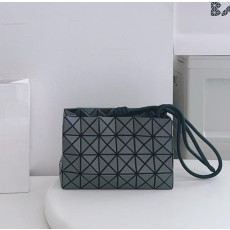 바오바오 루프 메탈릭 숄더백(펄광다크그레이) 23.5cm