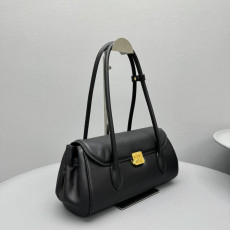 미우미우 레더 숄더백 5645 24FW