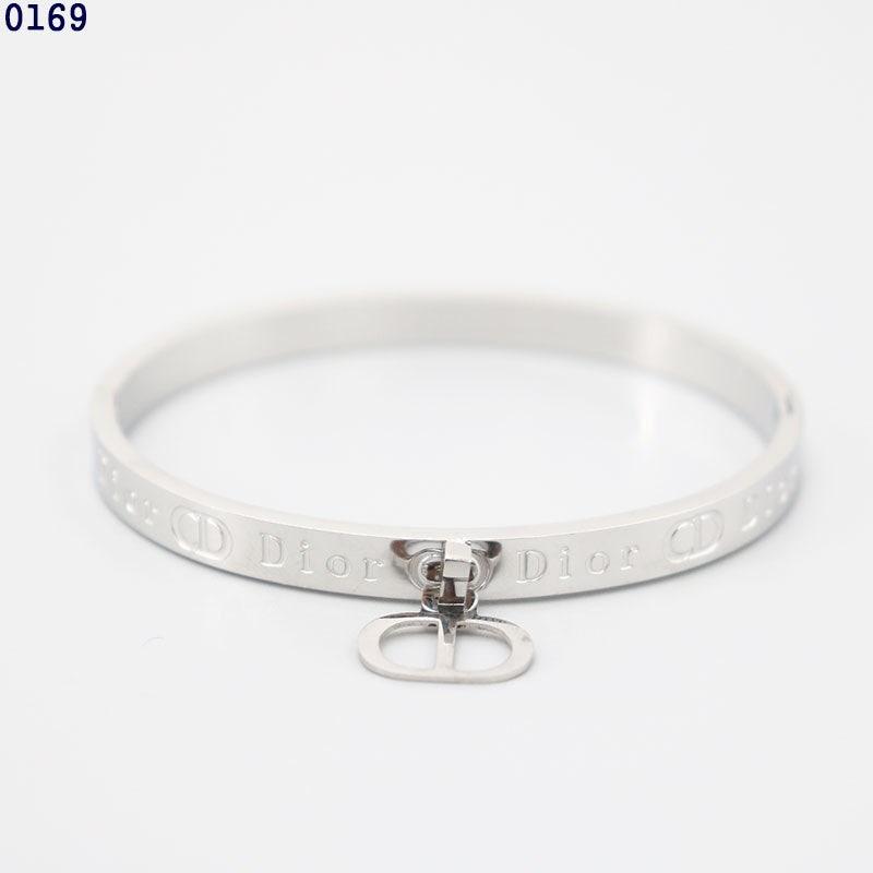 디올 CD 로고 뱅글 팔찌 (국내배송)