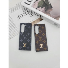 루이비통 루루 폴드 폰케이스 (국내배송)