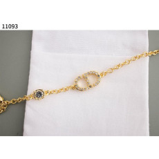 디올 Petit CD 더블 팔찌 (국내배송)