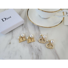 디올 트라이발란스 펄귀걸이