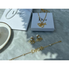 디올 레터링진주 쥬얼리 셋트