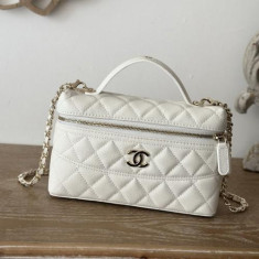 샤넬 롱 베니티 (캐비어)