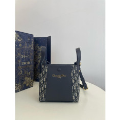 디올 시그니처 백