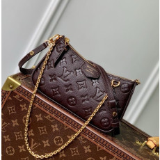 루이비통 M13614 이지 파우치 초콜렛