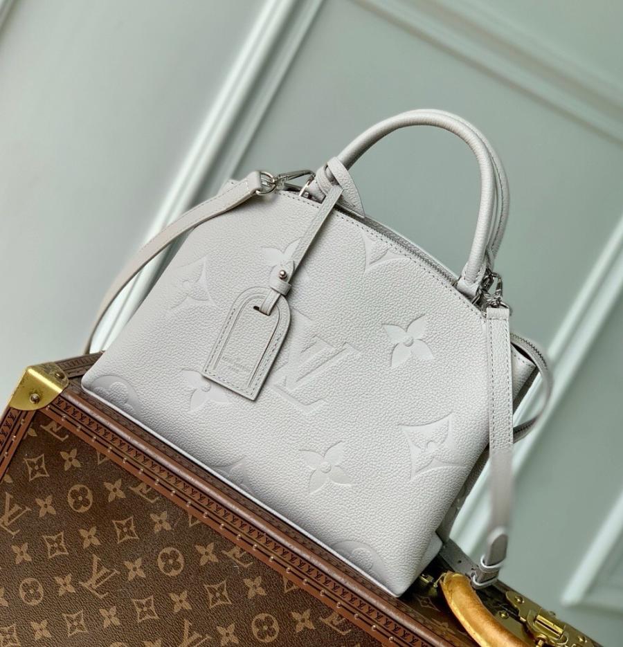 루이비통 M13803 모노그램 앙프렝뜨 쁘띠뜨 팔레