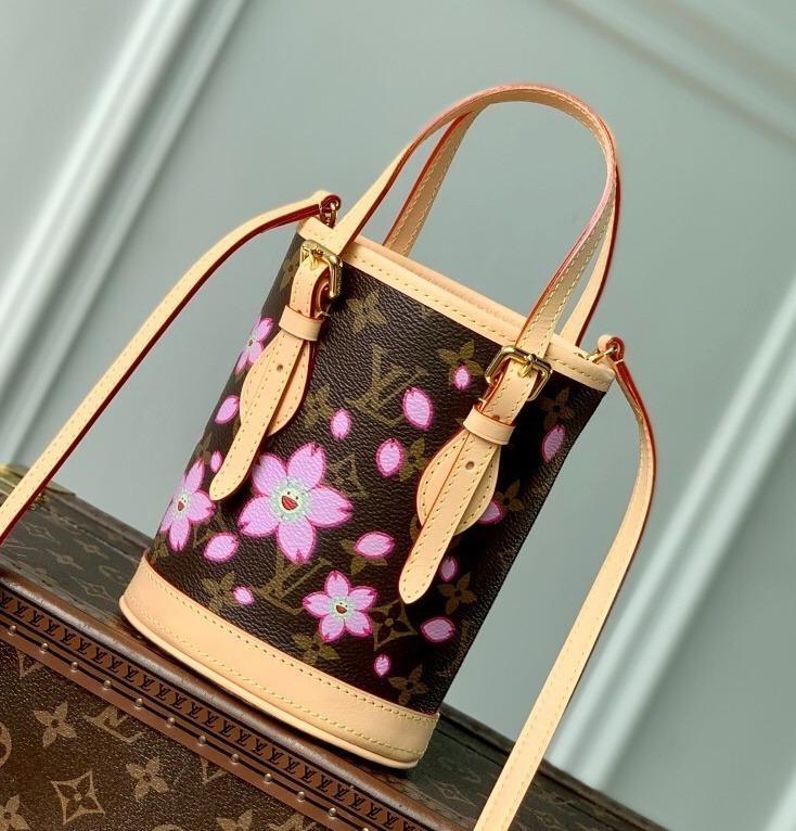 루이비통 M13417 무라카미 사쿠라 LV x TM 나노 버킷백