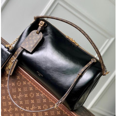 루이비통 M13667 토트앤 숄더백 라지 40cm