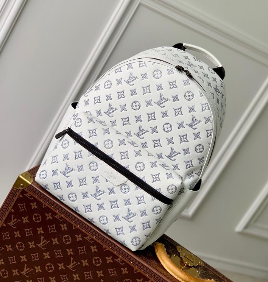 루이비통 M24760 디스커버리 백팩 PM
