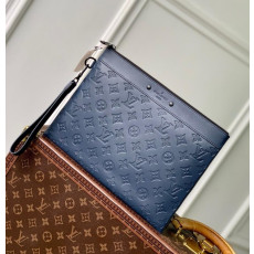 루이비통 M81570 포쉐트 투고 클러치