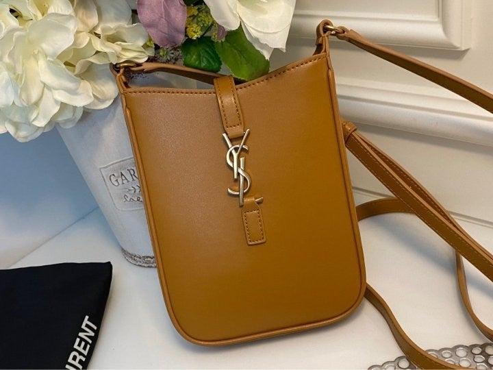 생로랑 미니 버티컬백 (국내배송)