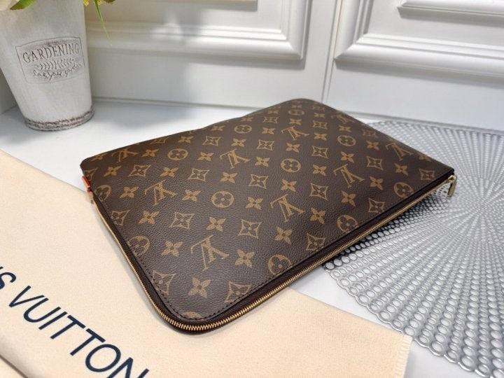 루이비통 에띠 보야주 클러치백 (국내배송)