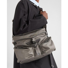 프라다 기하학 메신저백 (국내배송)